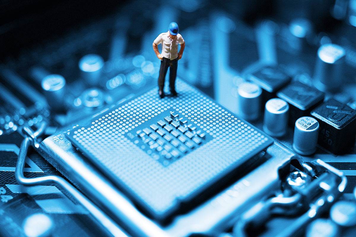 国家5亿专项资金砸向FPGA 芯片人才迎来黄金发展期 - 第1张