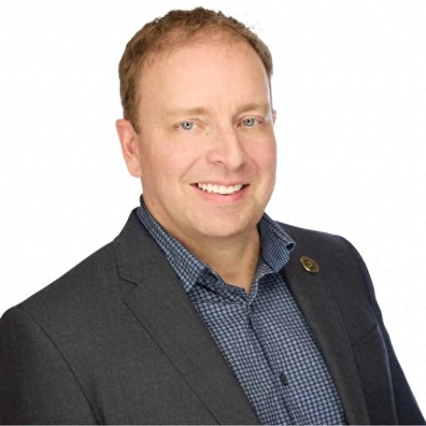 FPGA诞生40年：穿越周期，如何成为不可替代的边缘AI王者？ - 第1张