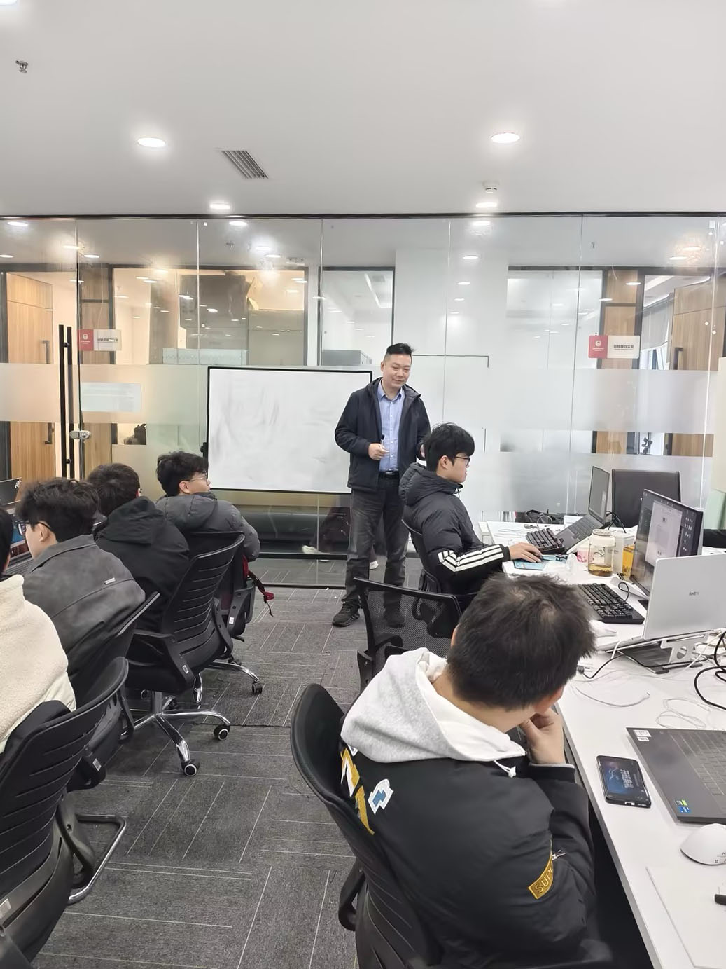 成电国芯FPGA就业班“朱雀班”正式开班 - 第3张